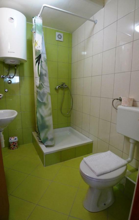 Kuc Kuc Apartmani Karlovac Esterno foto