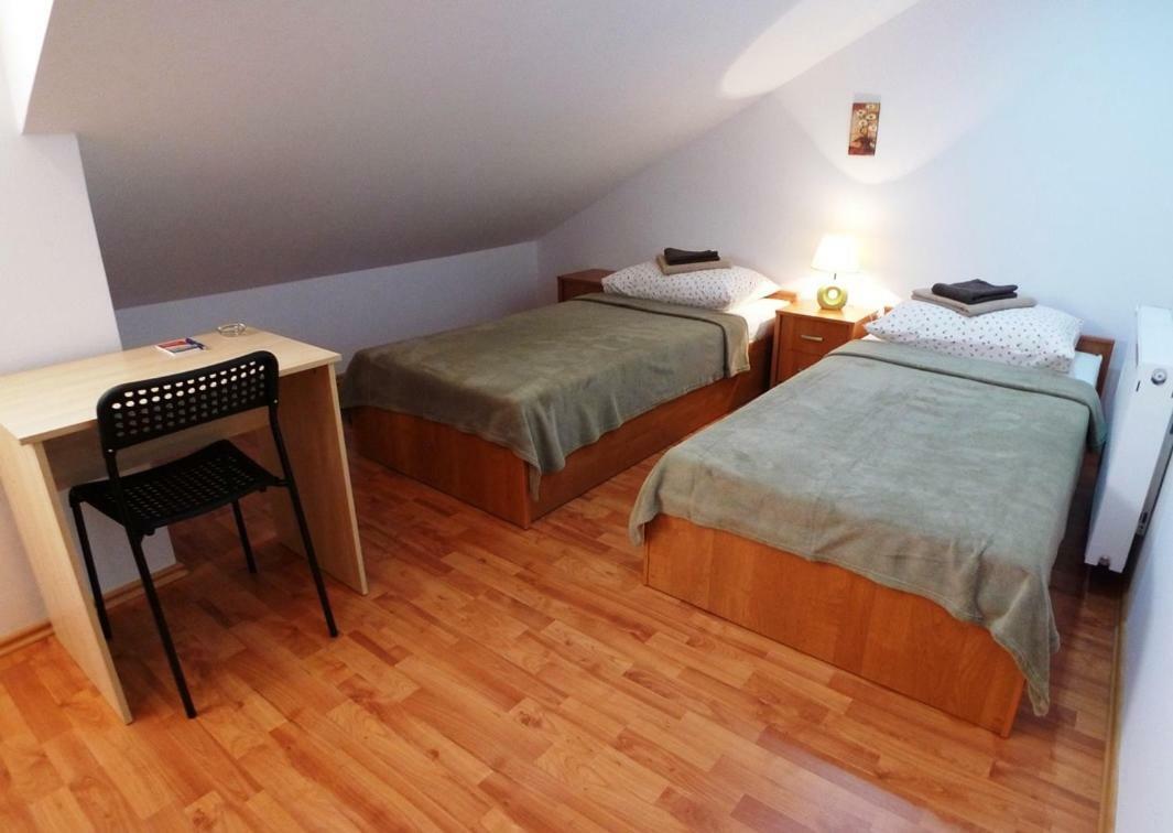 Kuc Kuc Apartmani Karlovac Esterno foto